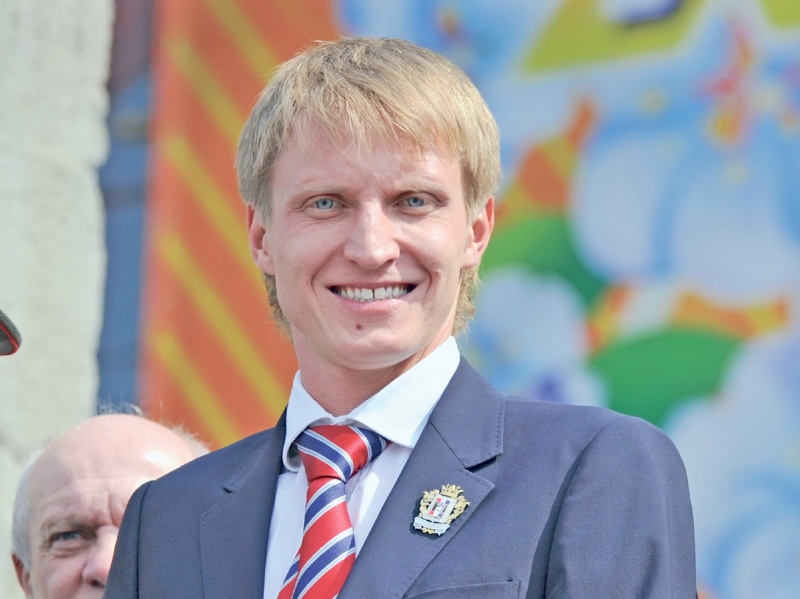 Болеем за наших!