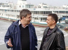 Первого гудка теплохода ждать уже недолго