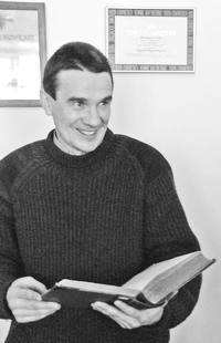 Букинист Олег ЖИДЕЛЕВ: «Я знаю, сколько стоит книга!»