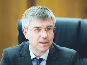 «Единая Россия» выбирает кандидатов через Интернет