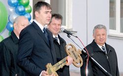Все труднее отыскать кошку для церемонии новоселья