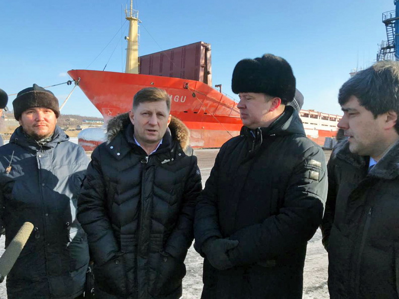 В прибрежных районах у губернатора вопросы к экологии