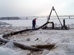 Олег Митволь воду не пил, но прокуратурой грозил
