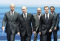 Владимир Путин хочет очистить партию от случайных людей