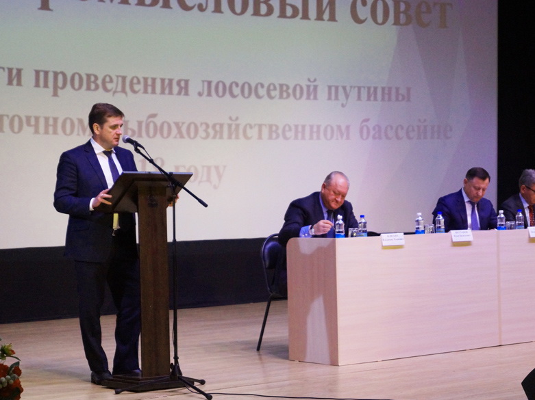 Летнюю лососевую путину на Амуре закроют для промышленного лова?