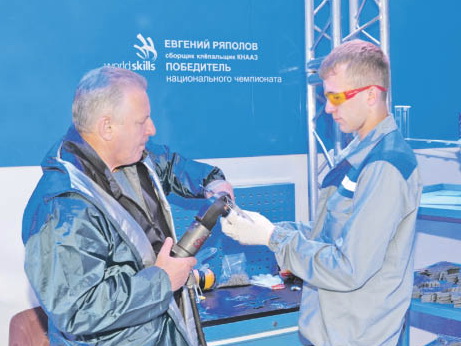 Первым делом самолёты