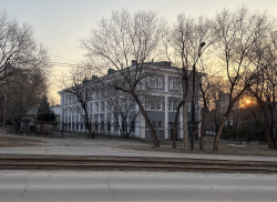 Где эта улица, где этот дом