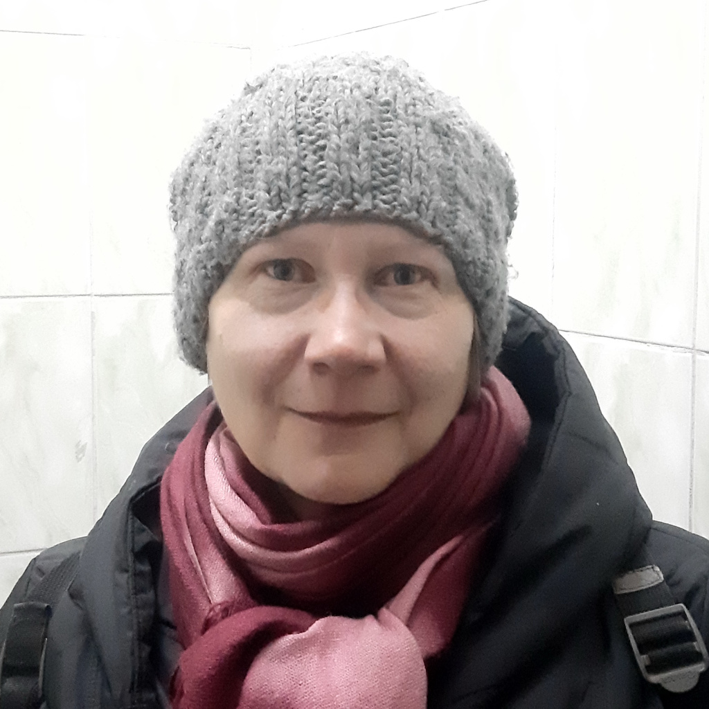 Лариа ПОПОВА.jpg