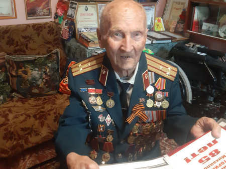 Иван Буторин в медицину приехал на бензовозе